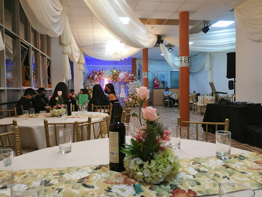 Salón de recepciones y eventos, EMIRATOS